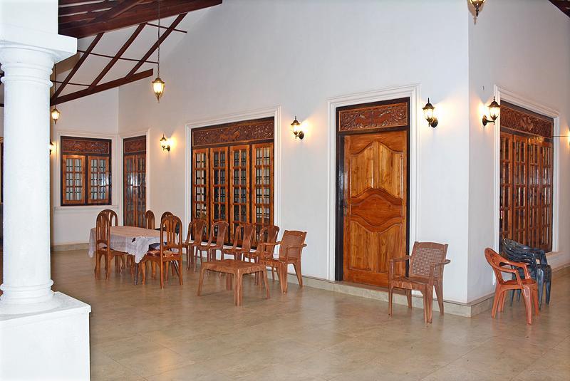First House Mihintale Hotel Buitenkant foto